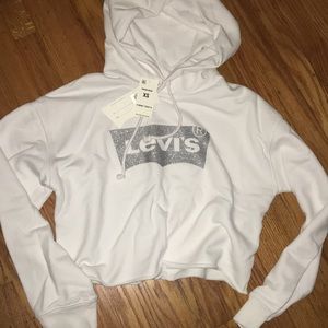 NWT Levi’s Cropped Hoodie